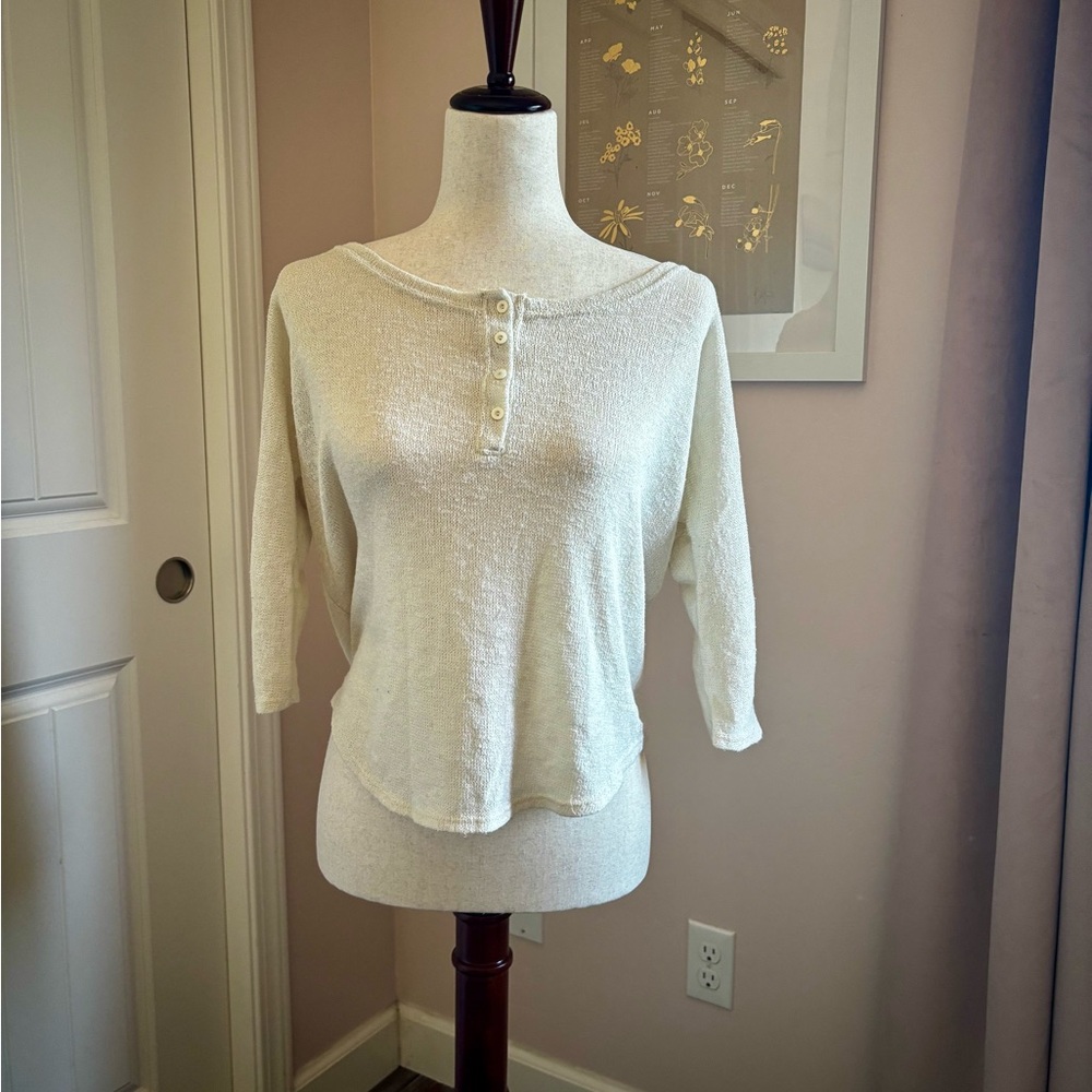 American Eagle Outfitters (no tags) Cream Button-Up Knit Blouse